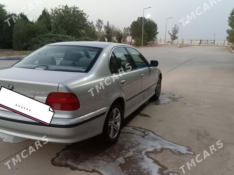 BMW 528 1996 - 90 000 TMT - Tejen - img 3