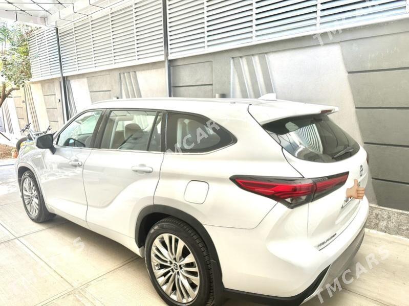 Toyota Highlander 2022 - 490 000 TMT - Ашхабад - img 4
