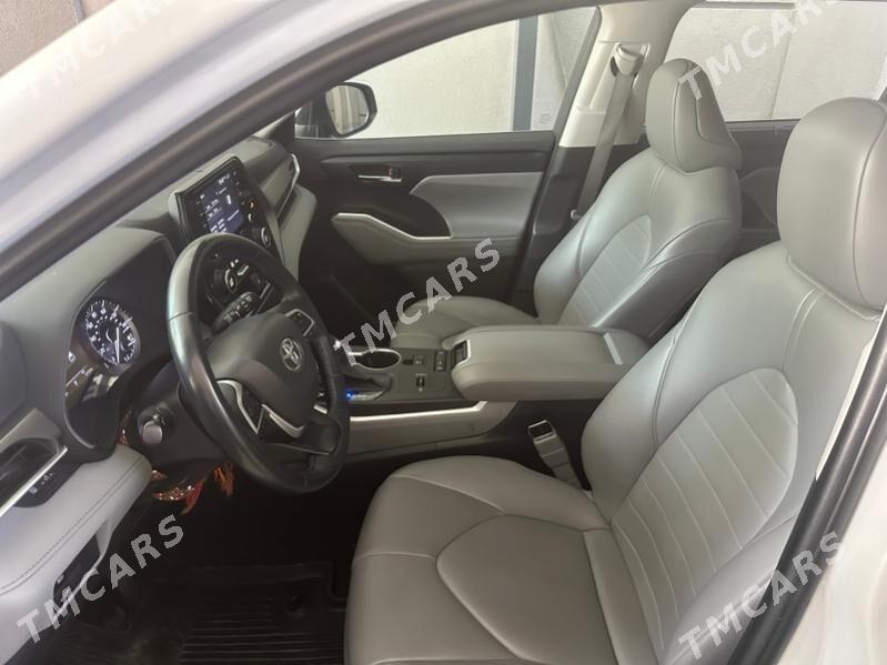 Toyota Highlander 2022 - 490 000 TMT - Ашхабад - img 5