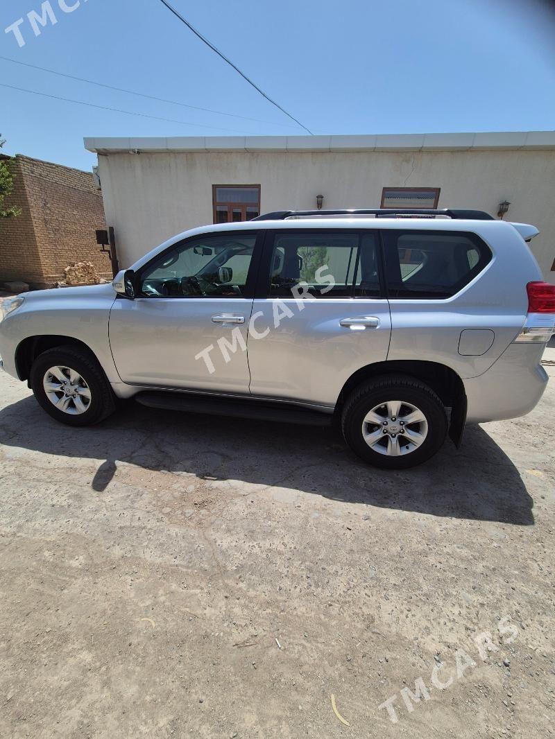 Toyota Land Cruiser Prado 2013 - 550 000 TMT - Туркменабат - img 7