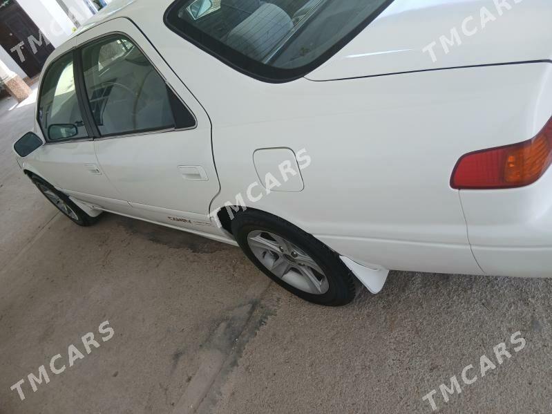 Toyota Camry 1998 - 114 000 TMT - Балканабат - img 5