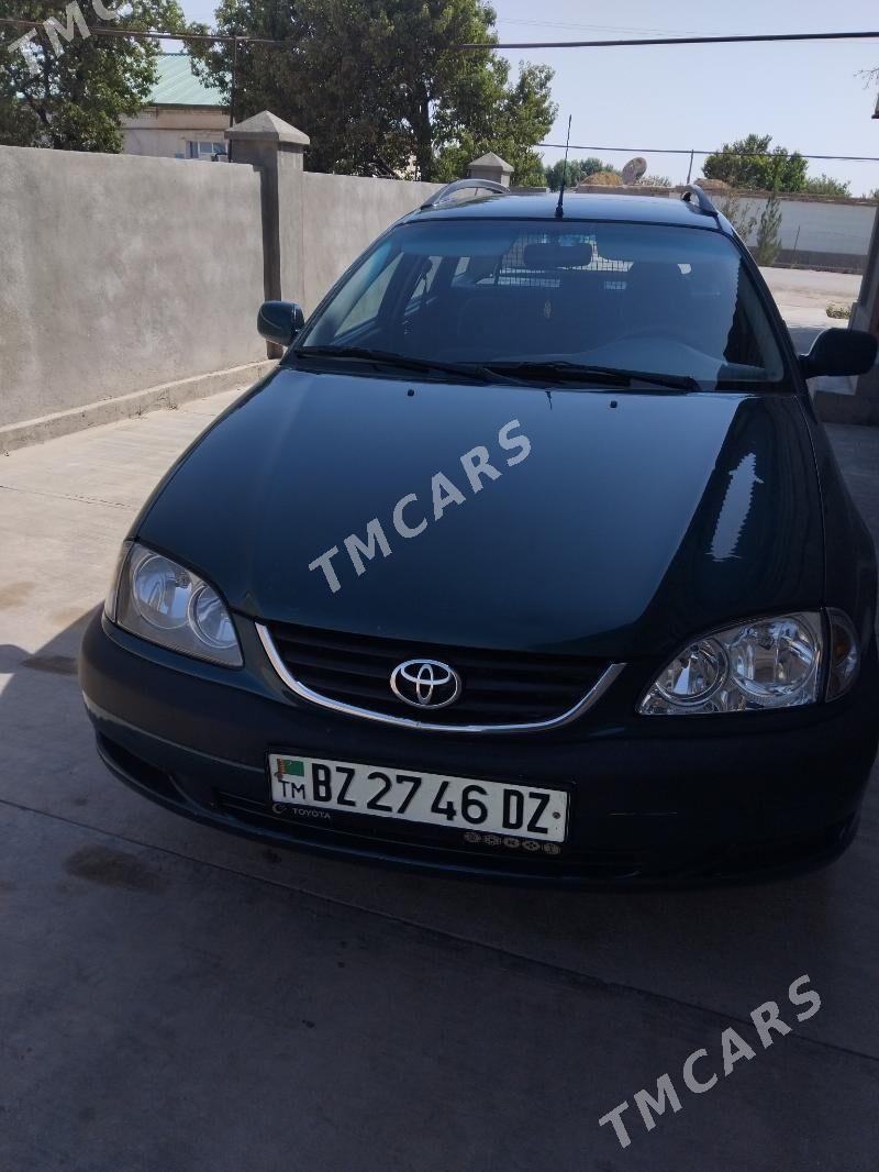 Toyota Avensis 2002 - 90 000 TMT - Дашогуз - img 2