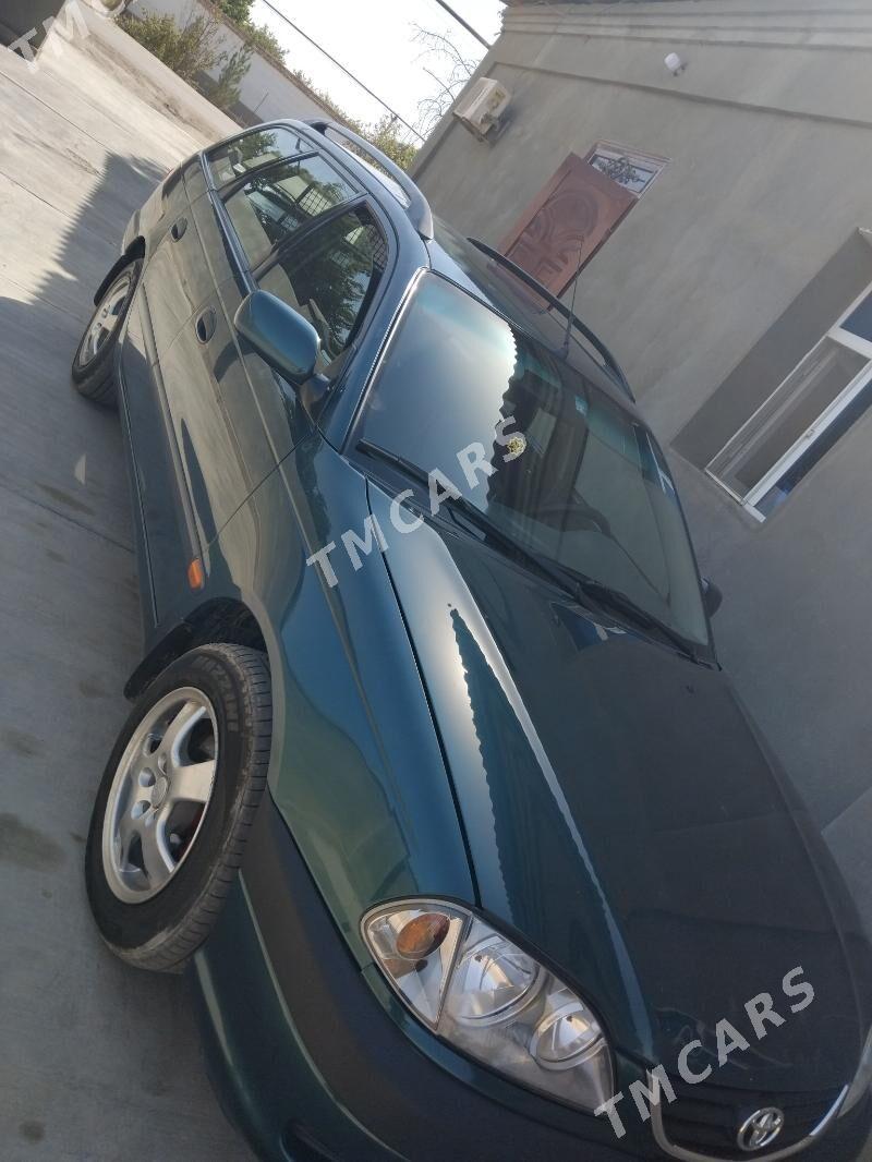 Toyota Avensis 2002 - 90 000 TMT - Дашогуз - img 3