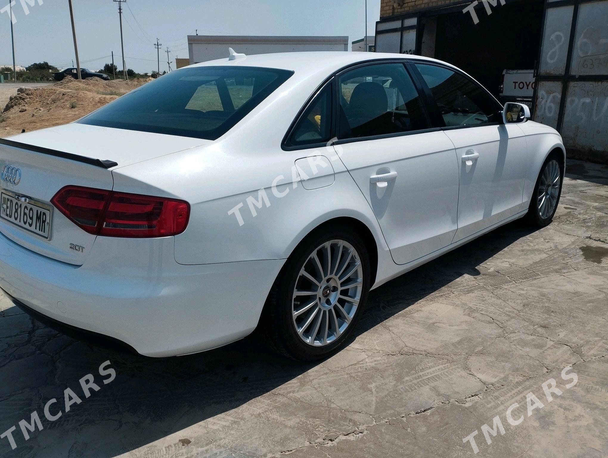 Audi A4 2010 - 140 000 TMT - Сакарчага - img 4