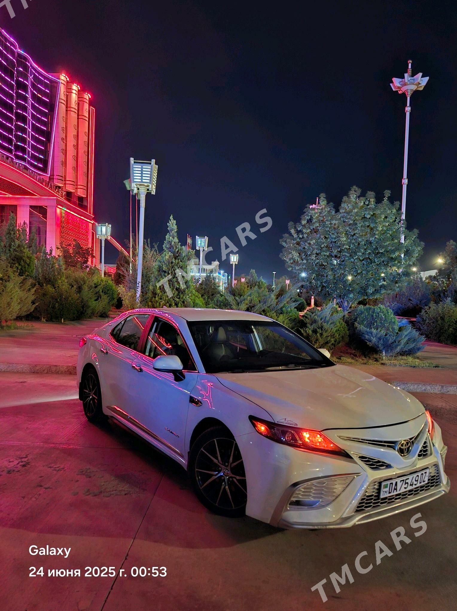 Toyota Camry 2021 - 314 000 TMT - Дашогуз - img 5