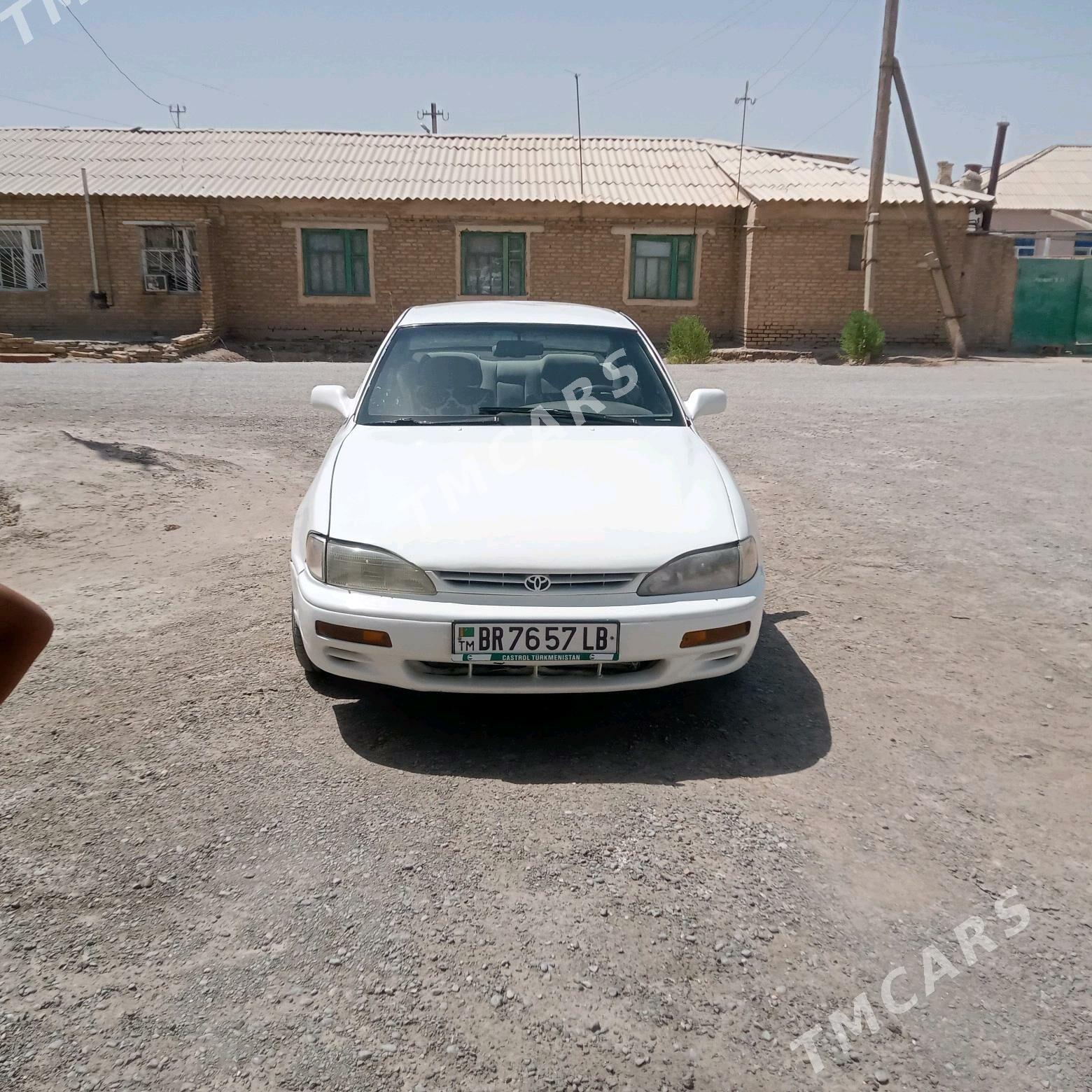 Toyota Camry 1995 - 46 000 TMT - Гарабекевюл - img 2