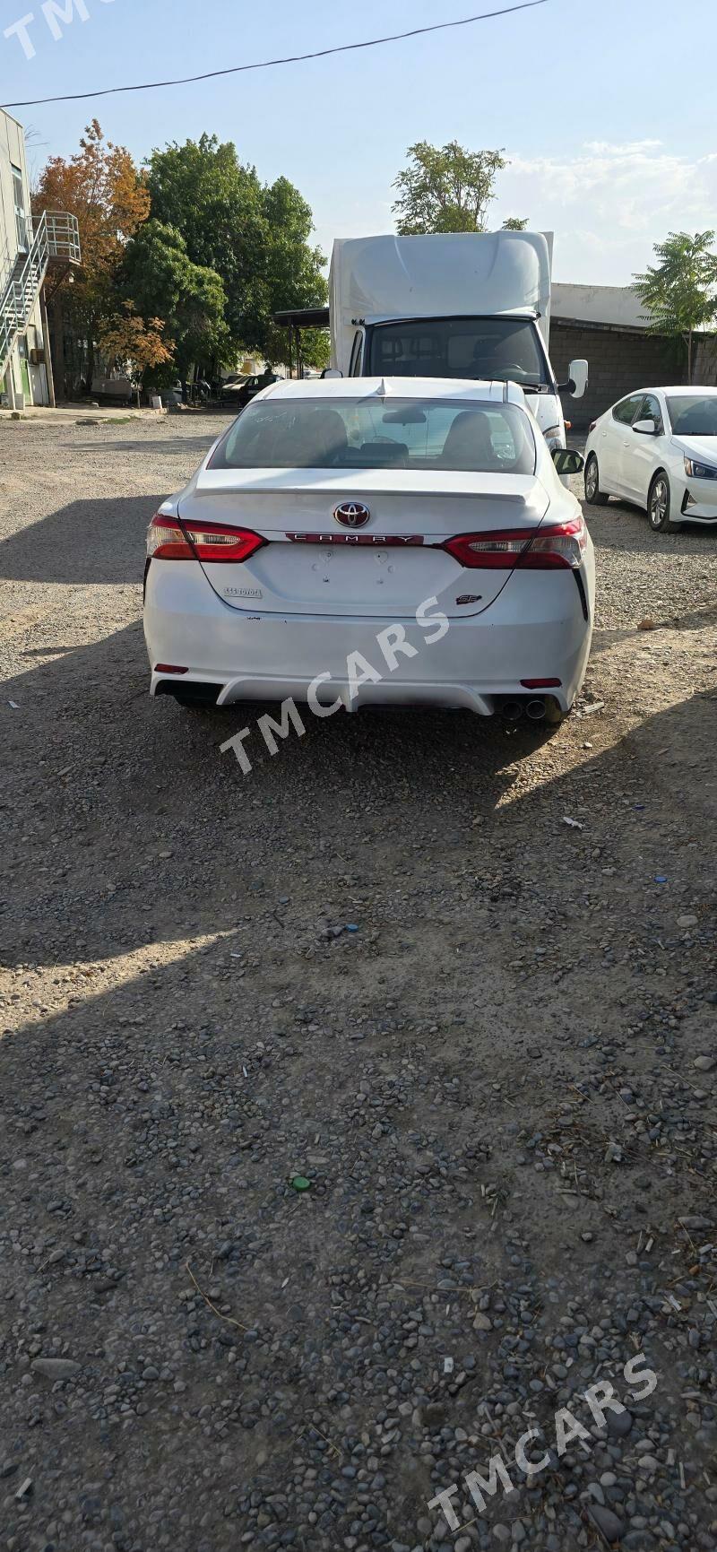 Toyota Camry 2020 - 250 000 TMT - Мары - img 5