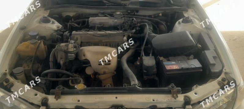 Toyota Camry 2001 - 140 000 TMT - Saýat - img 3