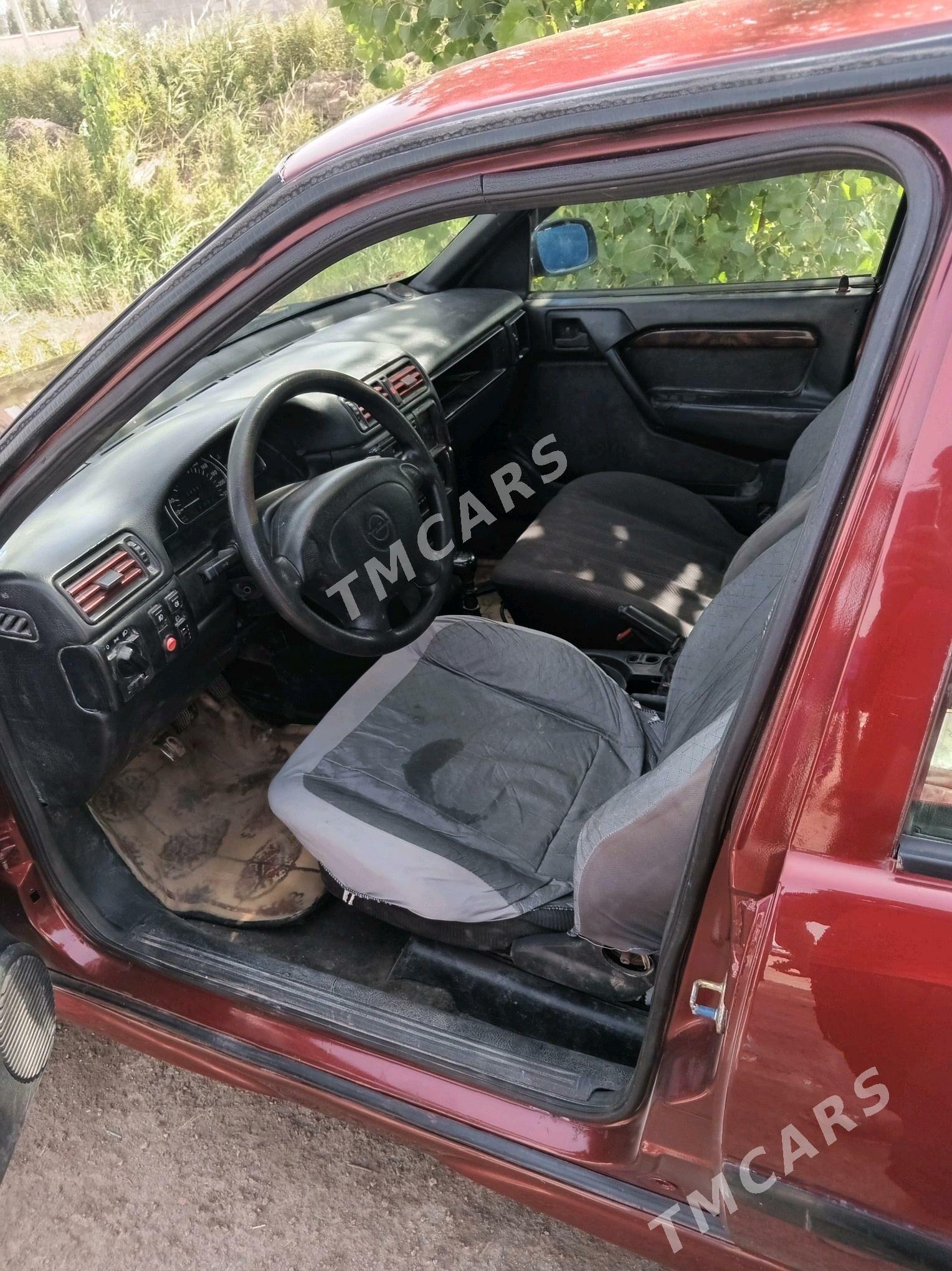 Opel Vectra 1993 - 48 000 TMT - Шабатский этрап - img 4