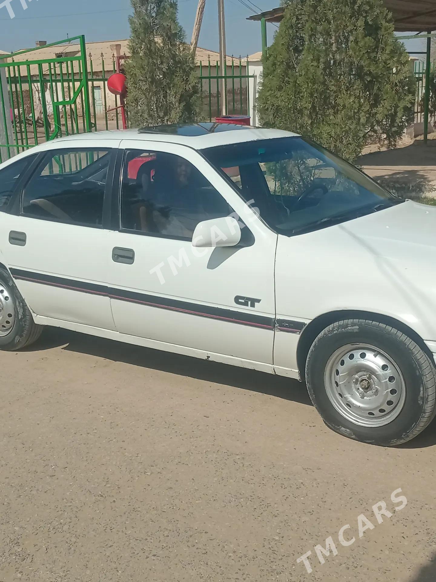 Opel Vectra 1989 - 25 000 TMT - Бабадайхан - img 2