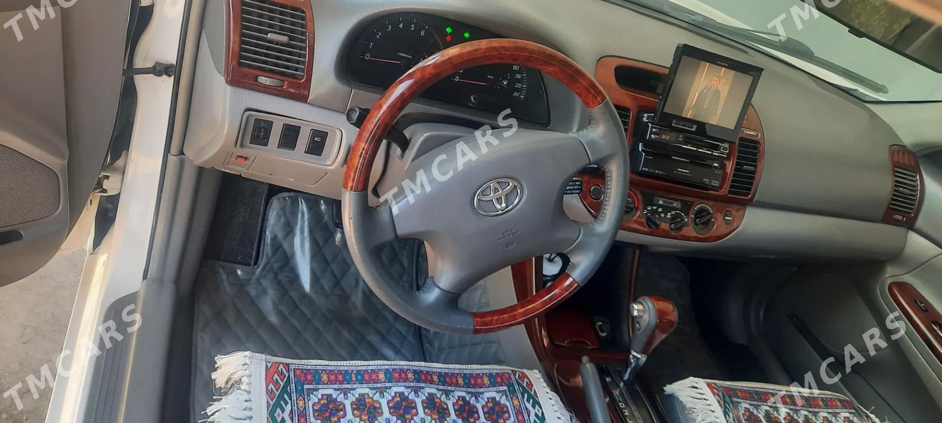 Toyota Camry 2004 - 140 000 TMT - Дашогуз - img 6