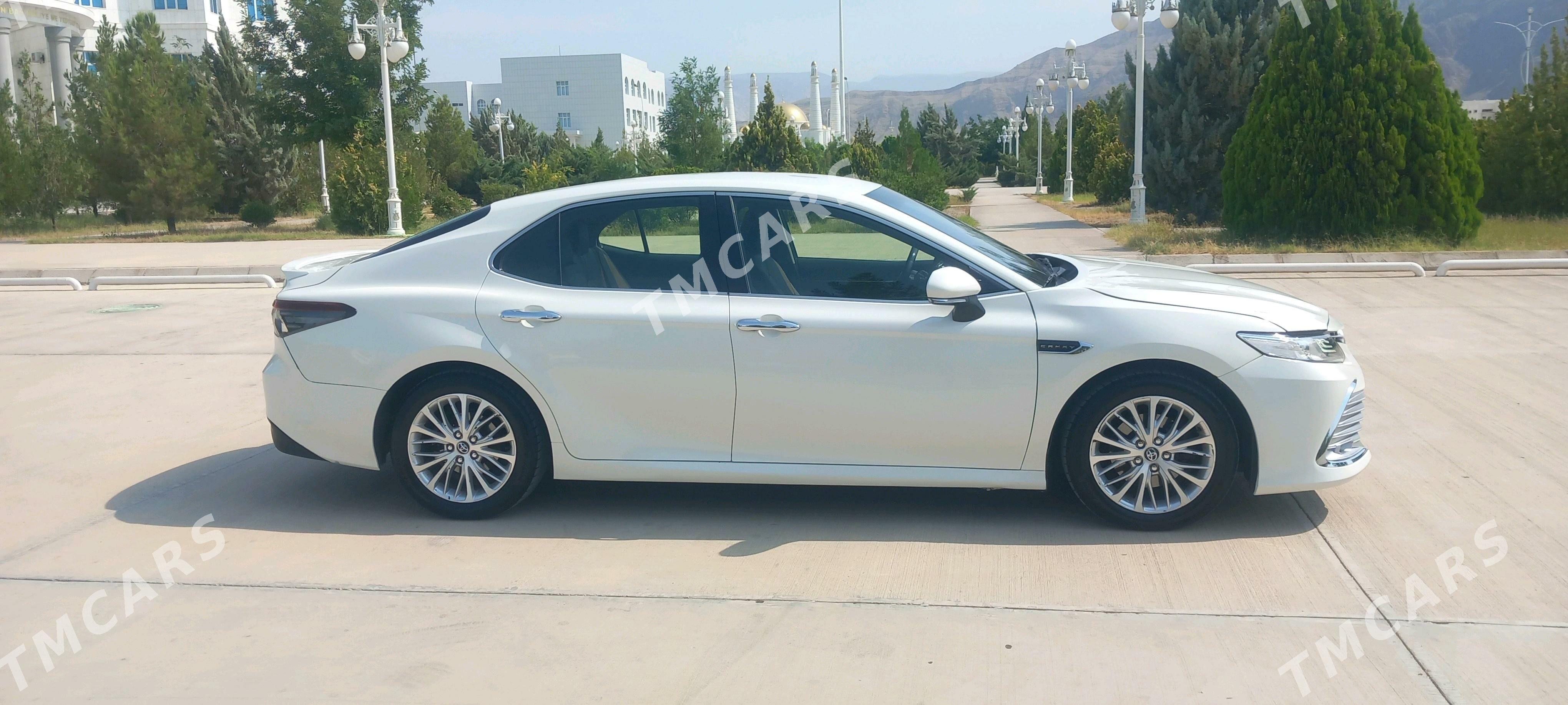 Toyota Camry 2022 - 300 000 TMT - Балканабат - img 3