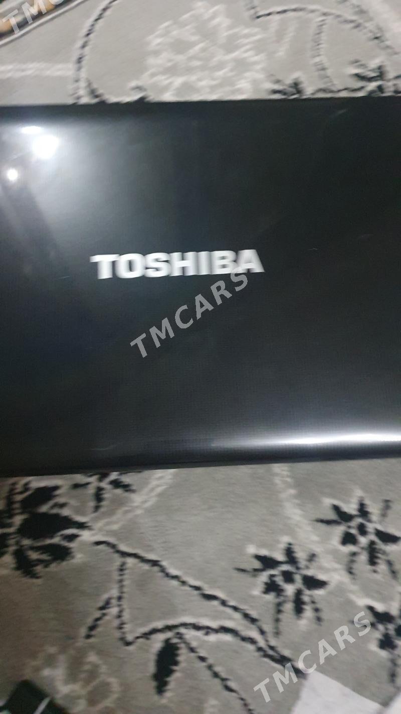 Notbuk Toshiba - Кëши - img 1