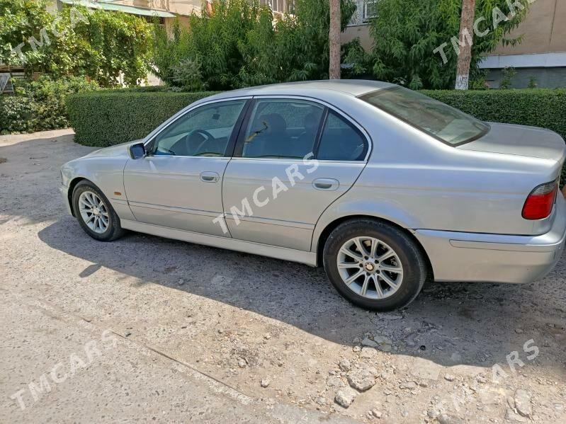 BMW E39 1998 - 100 000 TMT - Türkmenabat - img 4