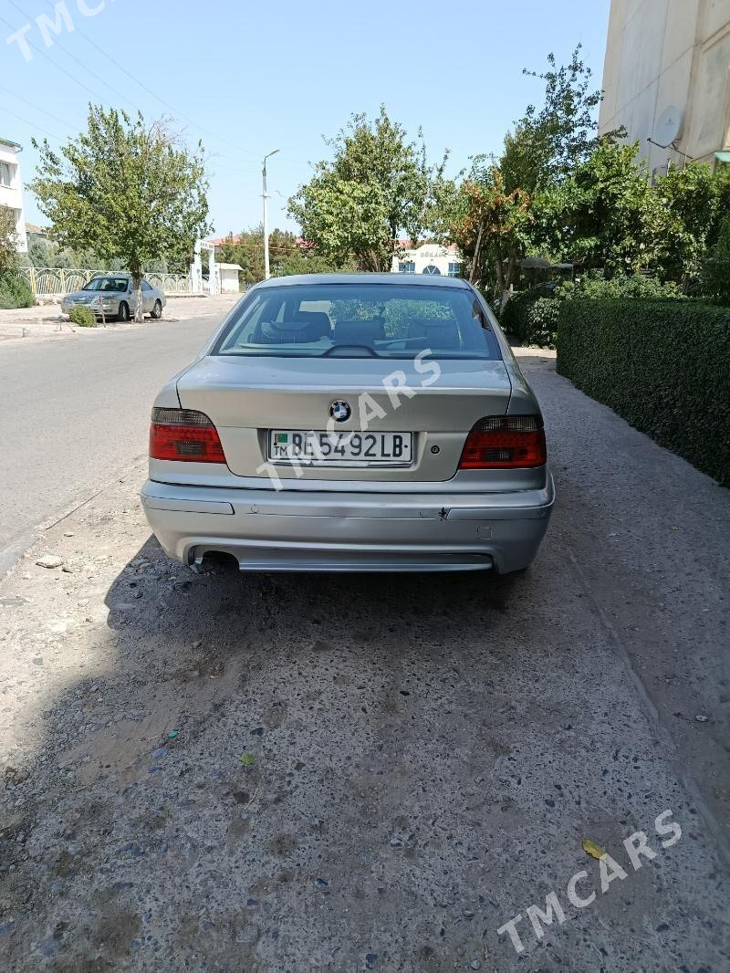 BMW E39 1998 - 100 000 TMT - Türkmenabat - img 3