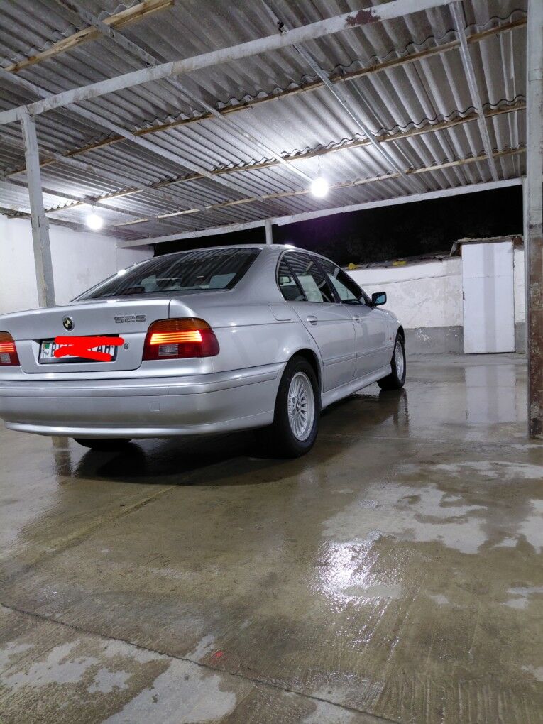 BMW 525 2001 - 107 000 TMT - Kaka - img 6