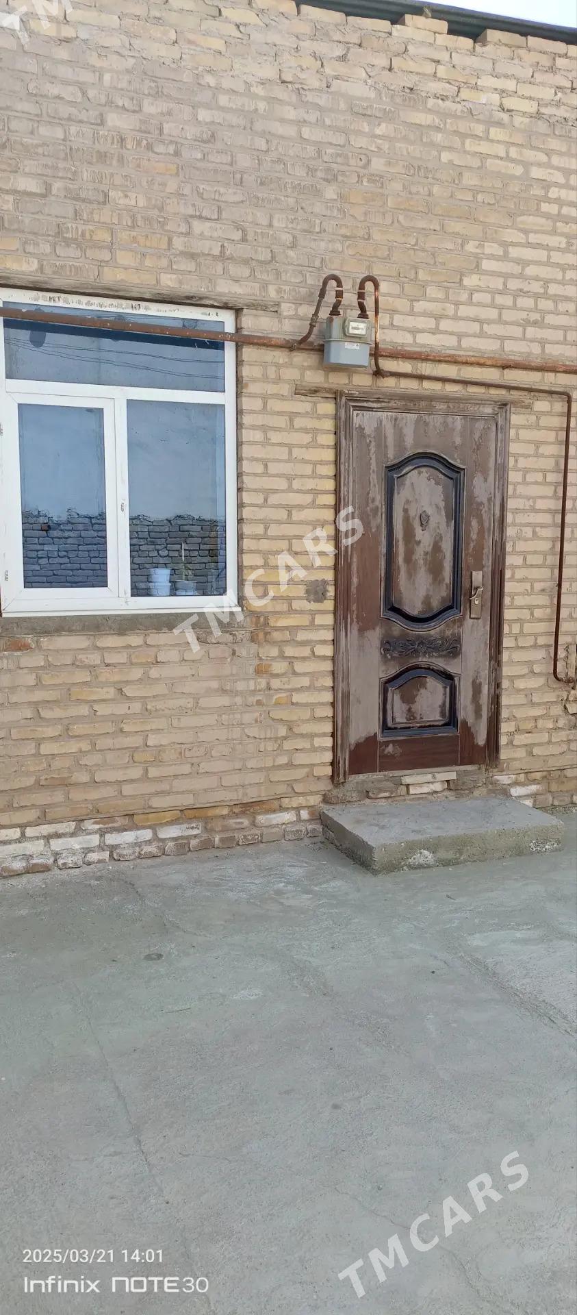 обший двор 1 комнат продажа - Туркменабат - img 2