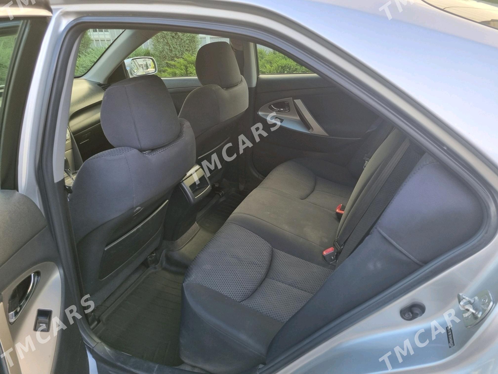Toyota Camry 2010 - 220 000 TMT - Мары - img 3