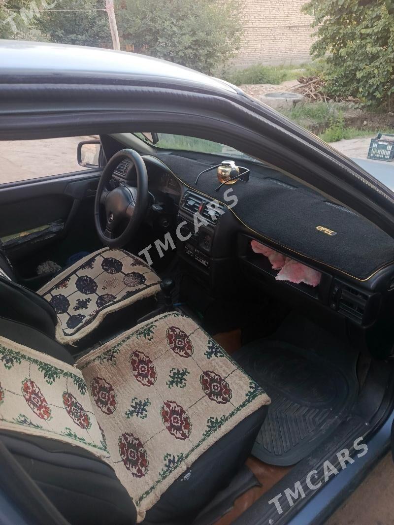 Opel Vectra 1991 - 35 000 TMT - Sakar - img 2