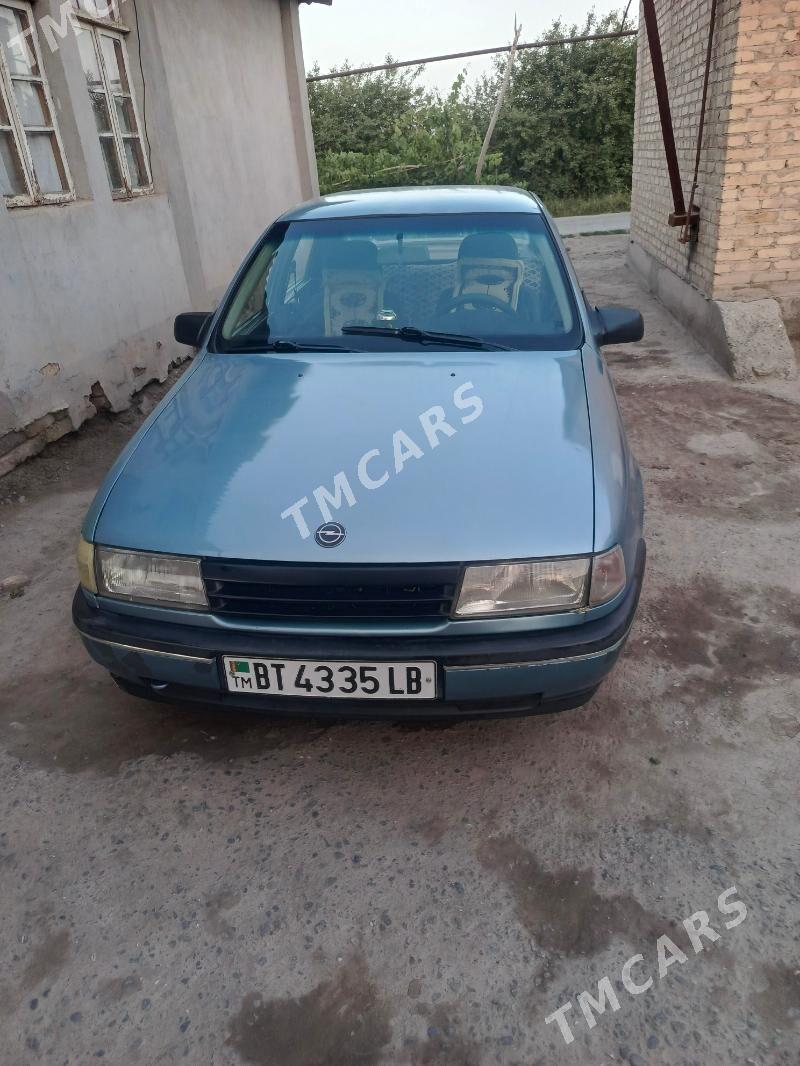 Opel Vectra 1991 - 35 000 TMT - Sakar - img 3