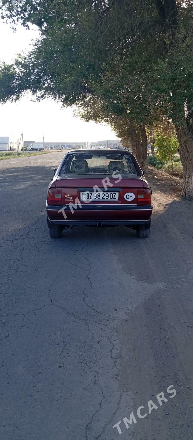 Opel Vectra 1991 - 26 000 TMT - Gurbansoltan Eje - img 2