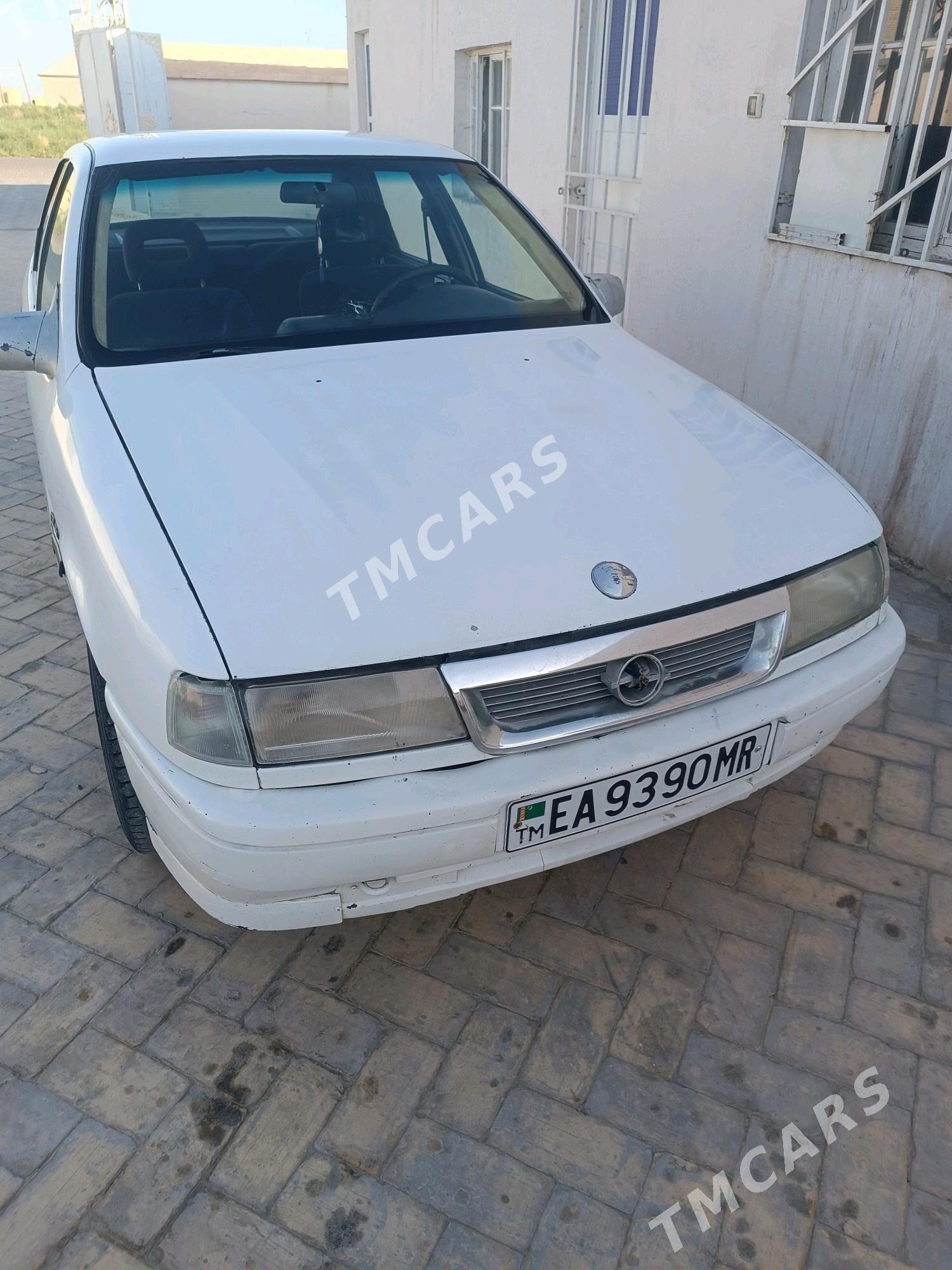 Opel Vectra 1993 - 26 000 TMT - Байрамали - img 3