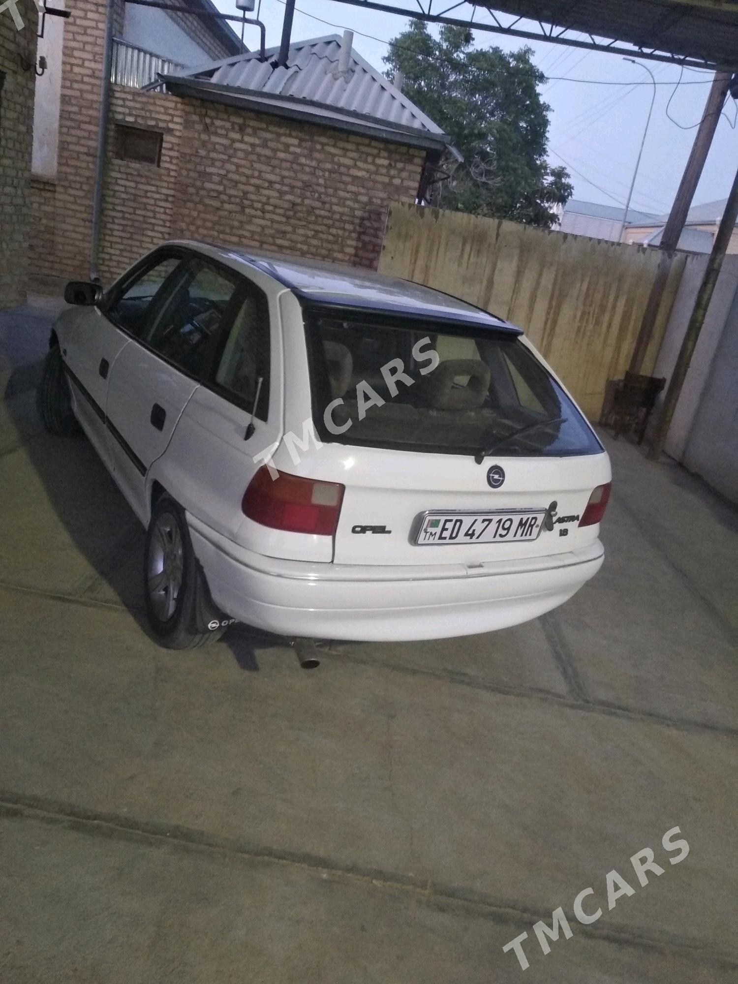 Opel Astra 1992 - 35 000 TMT - Mary - img 4