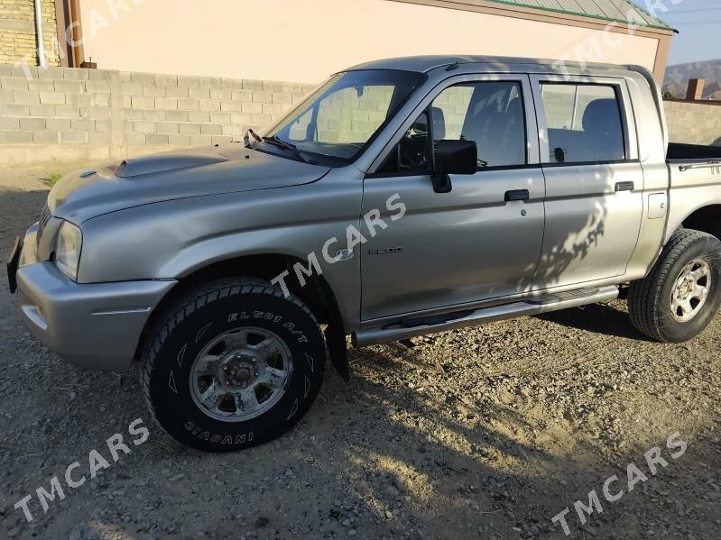 Mitsubishi L200 2003 - 140 000 TMT - Бахарден - img 3