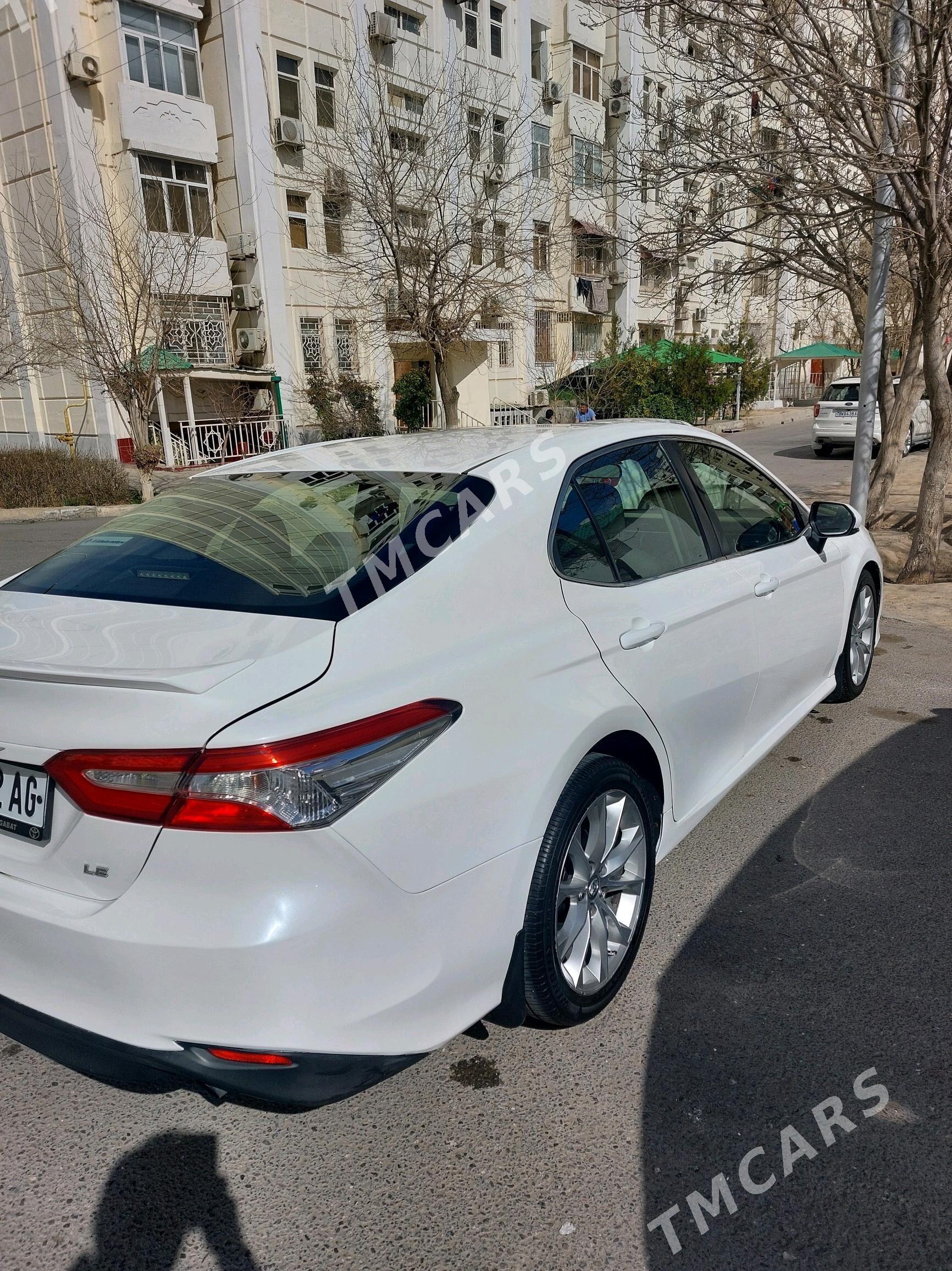 Toyota Camry 2019 - 235 000 TMT - Ашхабад - img 2