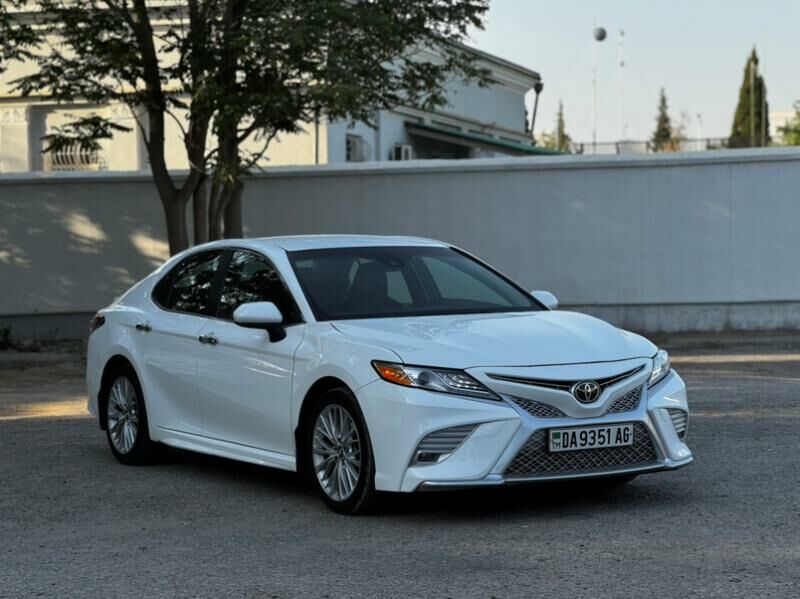 Toyota Camry 2018 - 295 000 TMT - Ашхабад - img 2
