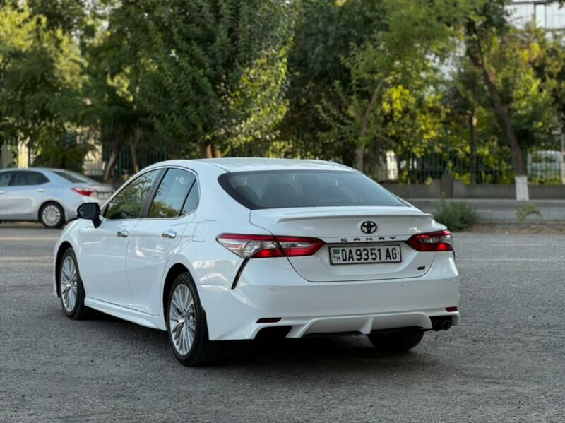 Toyota Camry 2018 - 295 000 TMT - Ашхабад - img 7