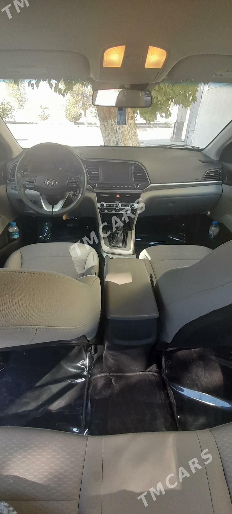 Hyundai Elantra 2020 - 215 000 TMT - 1 mkr - img 7