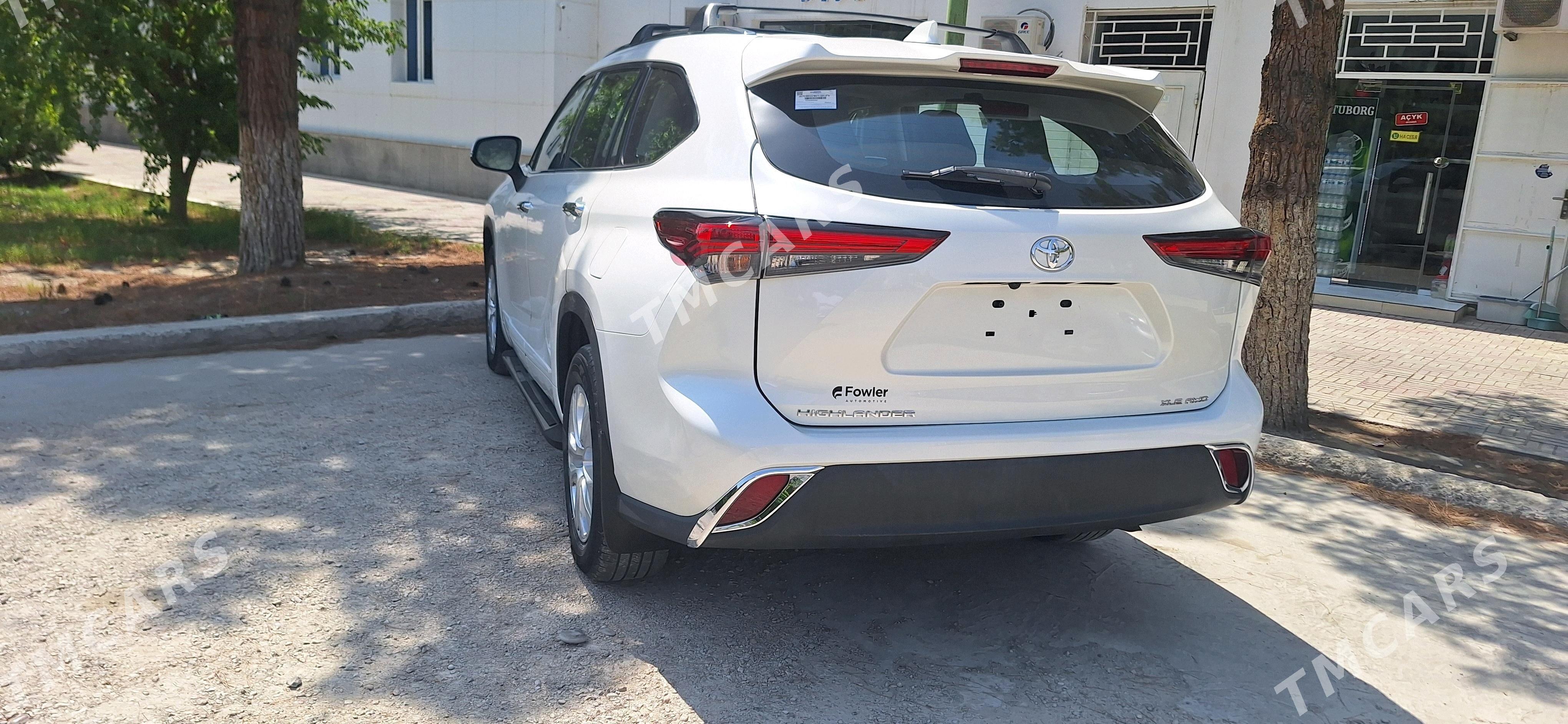 Toyota Highlander 2020 - 650 000 TMT - Aşgabat - img 4