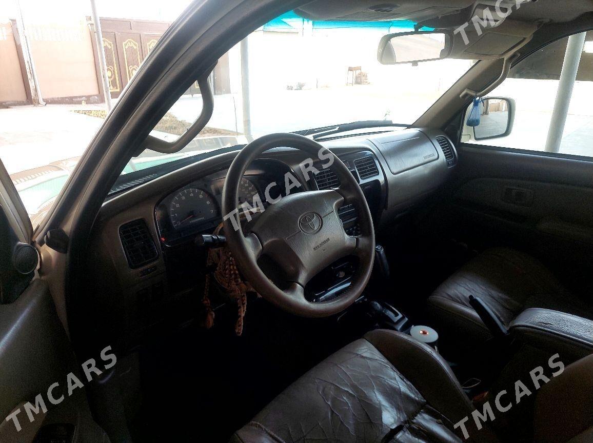 Toyota 4Runner 2002 - 140 000 TMT - Тагтабазар - img 3