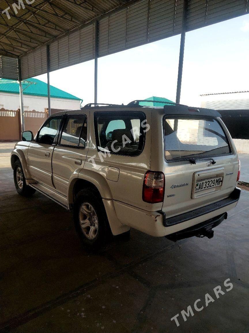 Toyota 4Runner 2002 - 140 000 TMT - Тагтабазар - img 4