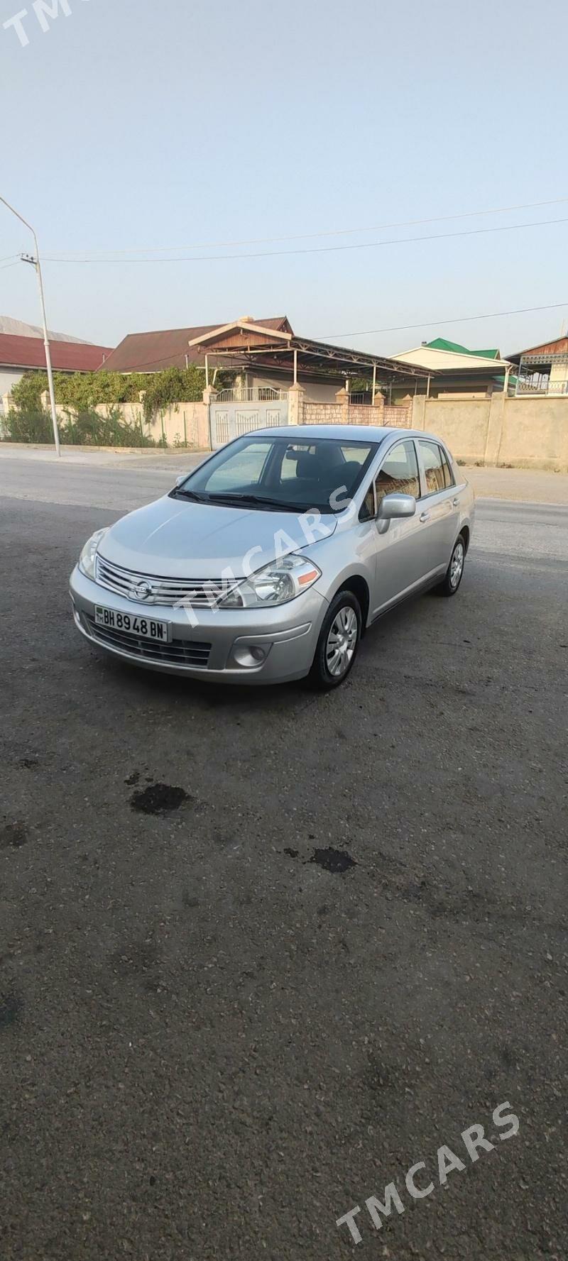 Nissan Versa 2010 - 120 000 TMT - Балканабат - img 2