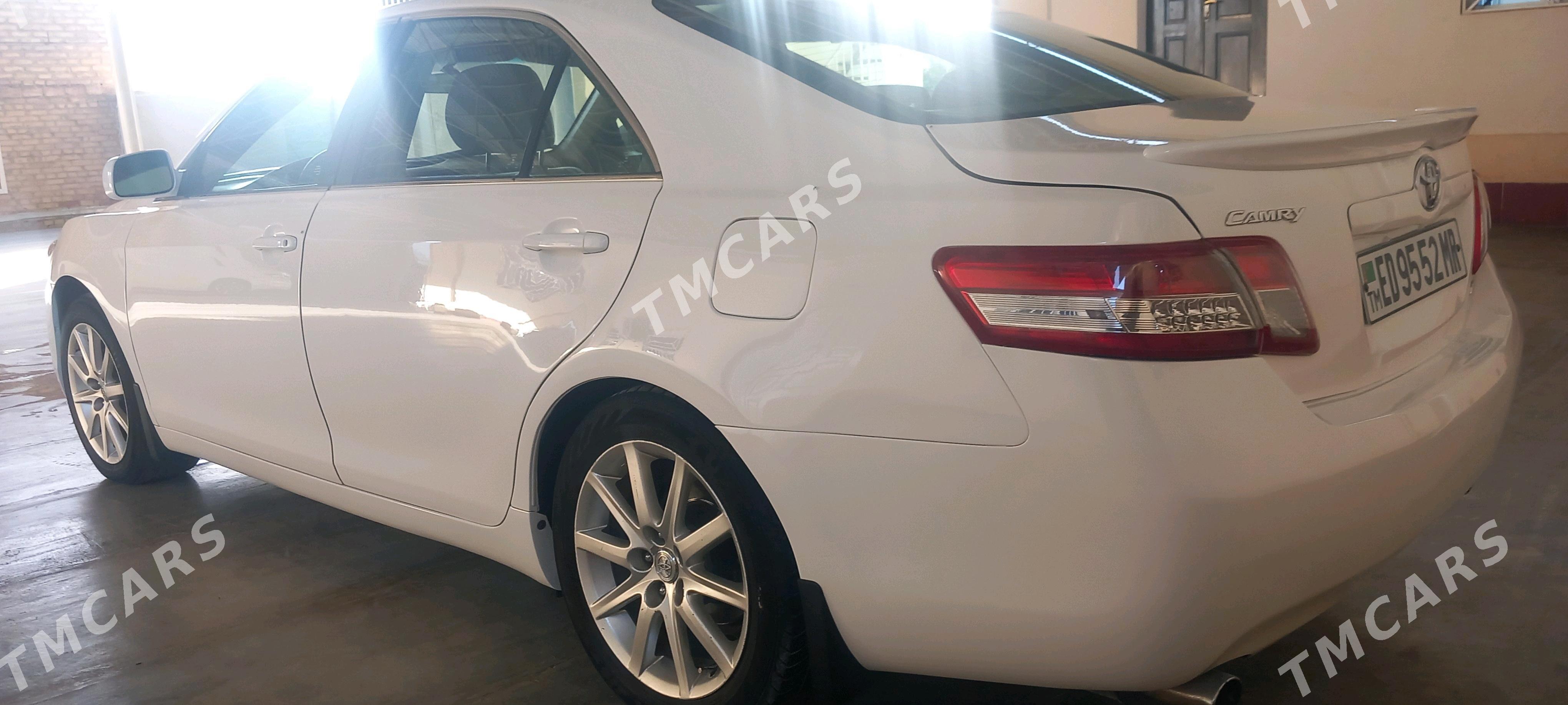Toyota Camry 2011 - 190 000 TMT - Мары - img 6