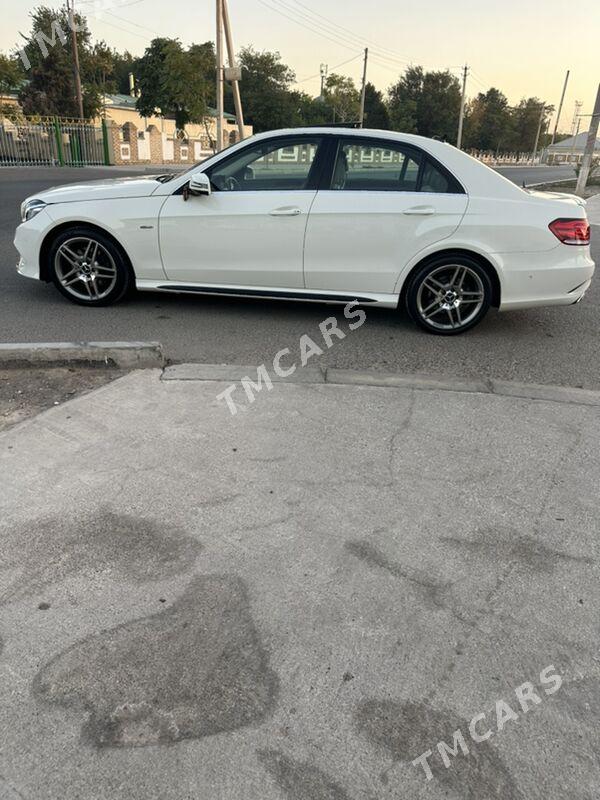 Mercedes-Benz E350 2011 - 370 000 TMT - Мары - img 1
