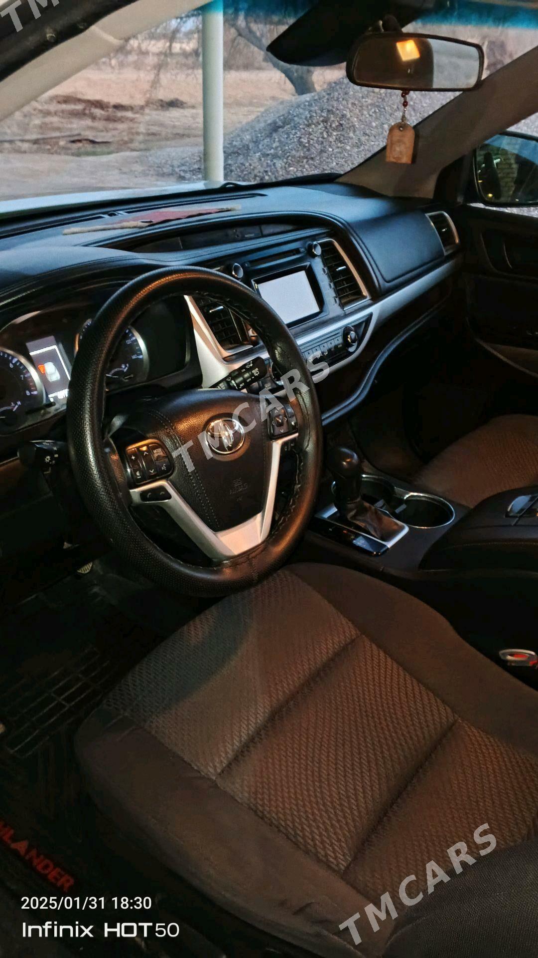Toyota Highlander 2019 - 480 000 TMT - Мары - img 5