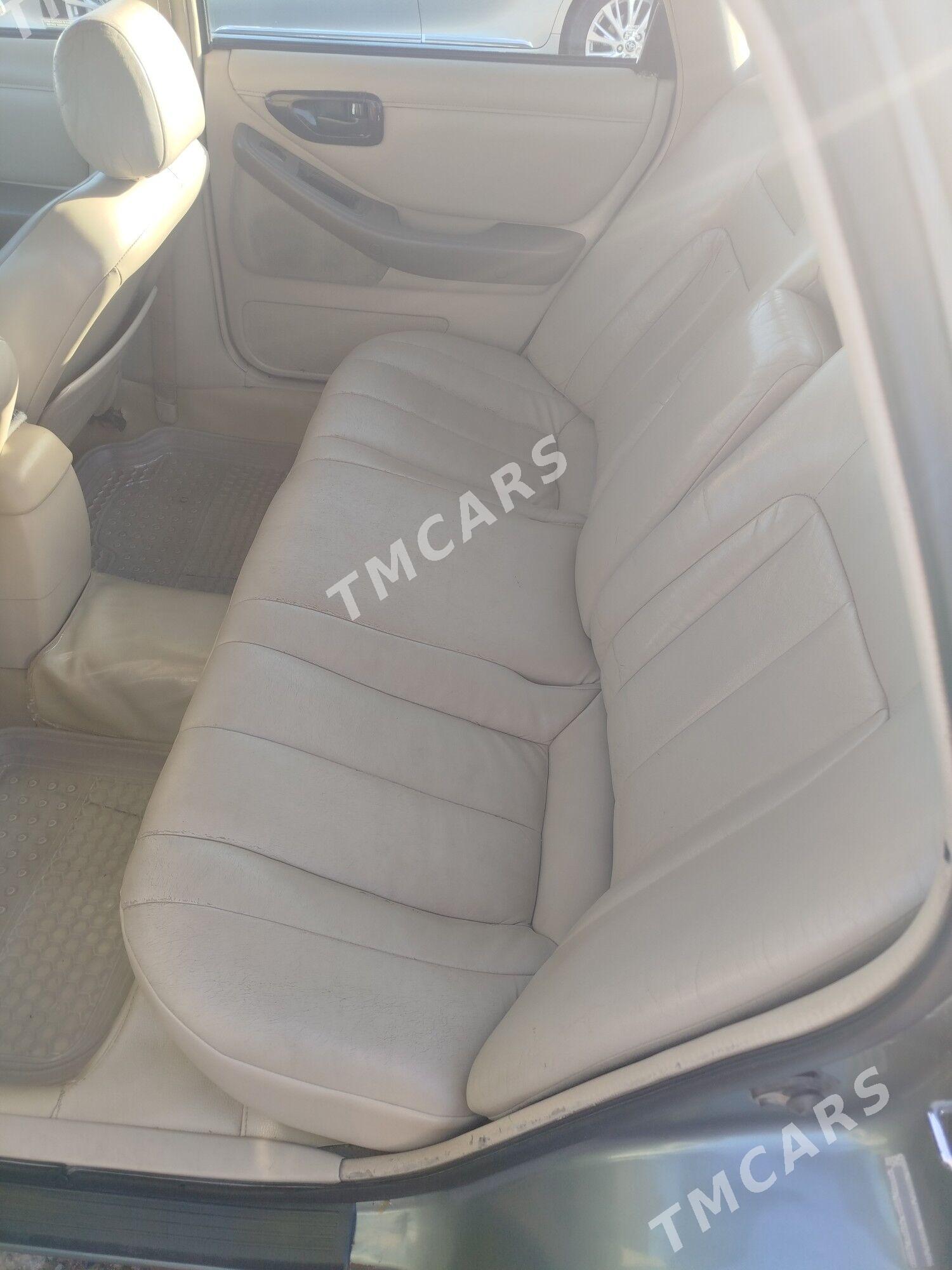 Toyota Avalon 1998 - 140 000 TMT - Мары - img 1