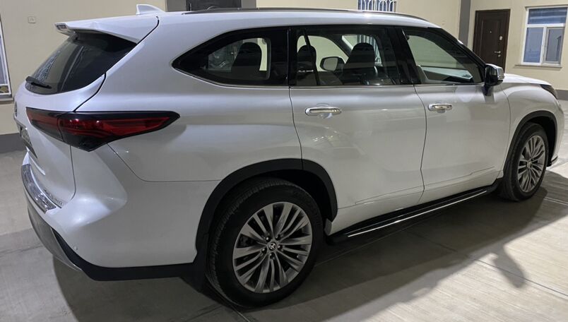 Toyota Highlander 2022 - 680 000 TMT - Köşi - img 2