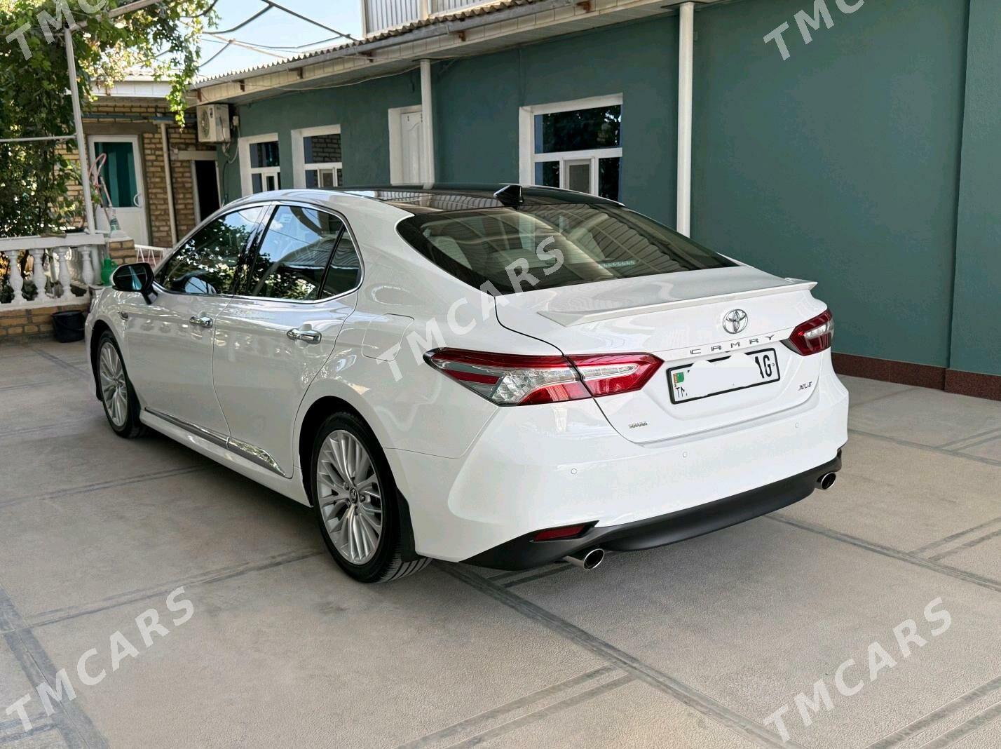 Toyota Camry 2018 - 375 000 TMT - Ашхабад - img 1