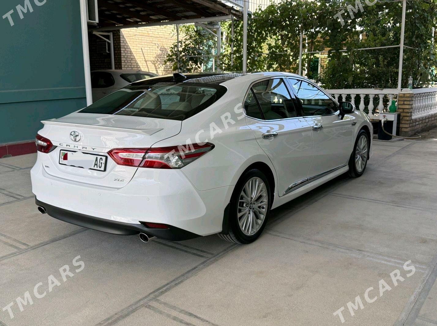 Toyota Camry 2018 - 375 000 TMT - Ашхабад - img 4