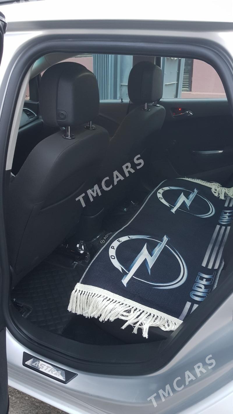 Opel Astra 2014 - 130 000 TMT - Aşgabat - img 1