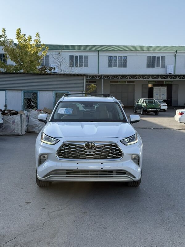 Toyota Highlander 2022 - 579 000 TMT - Мары - img 7