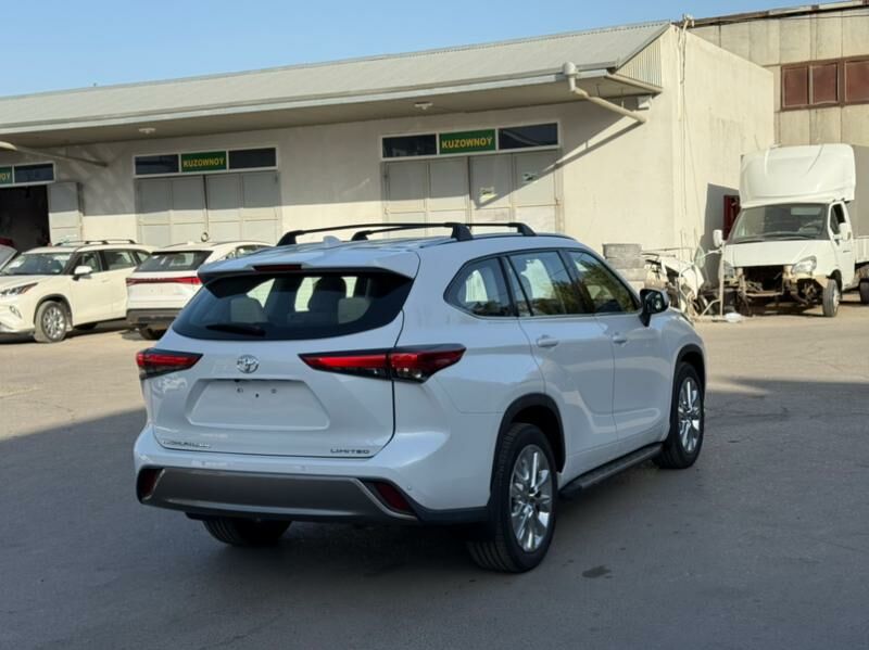 Toyota Highlander 2022 - 579 000 TMT - Мары - img 8