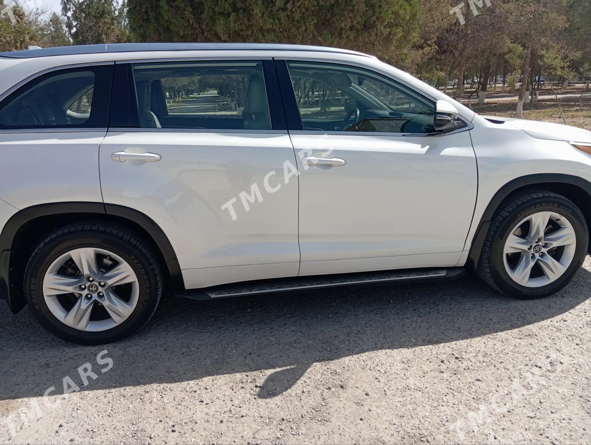 Toyota Highlander 2018 - 450 000 TMT - Ашхабад - img 8