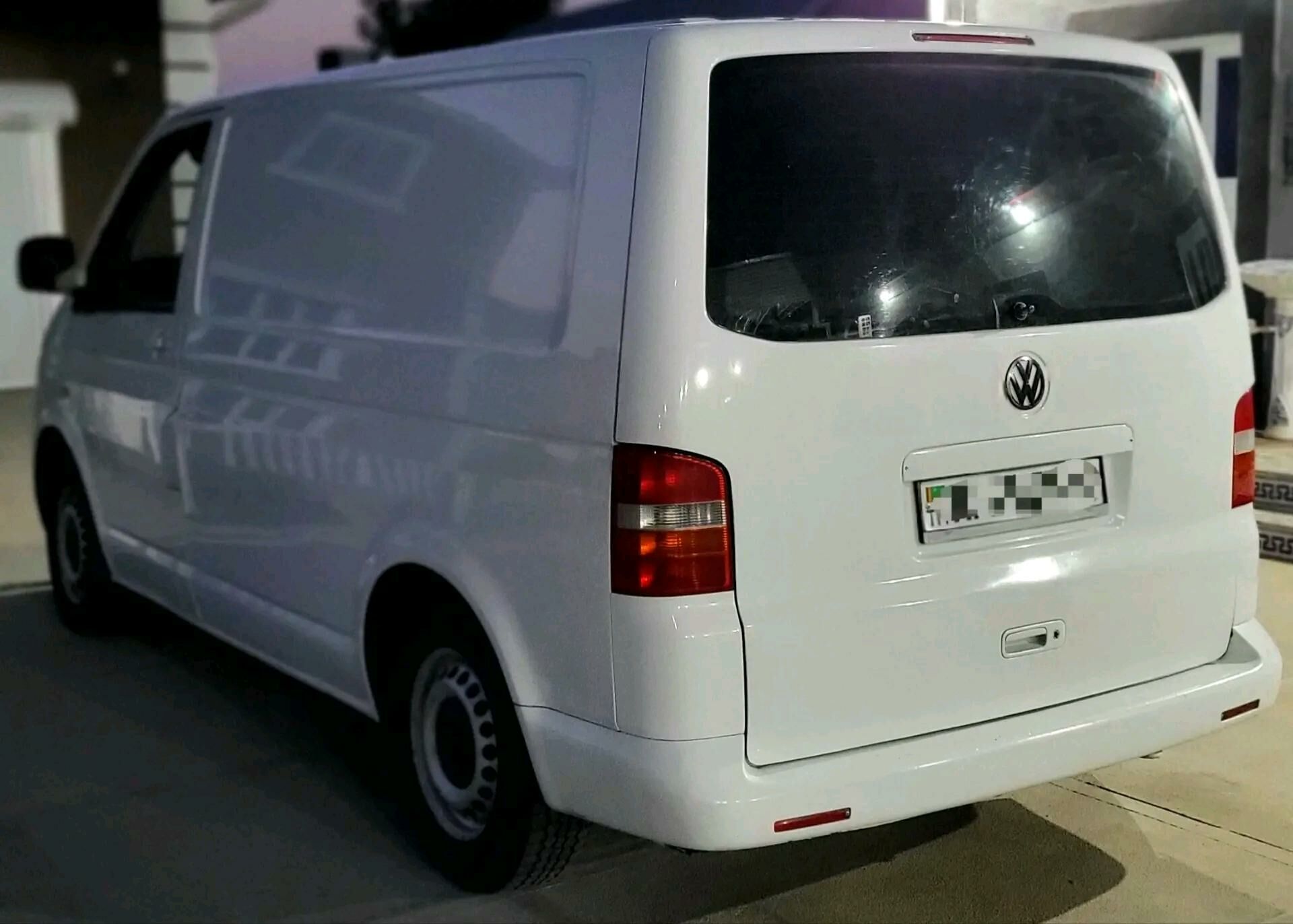 Volkswagen Transporter 2005 - 130 000 TMT - Мары - img 2