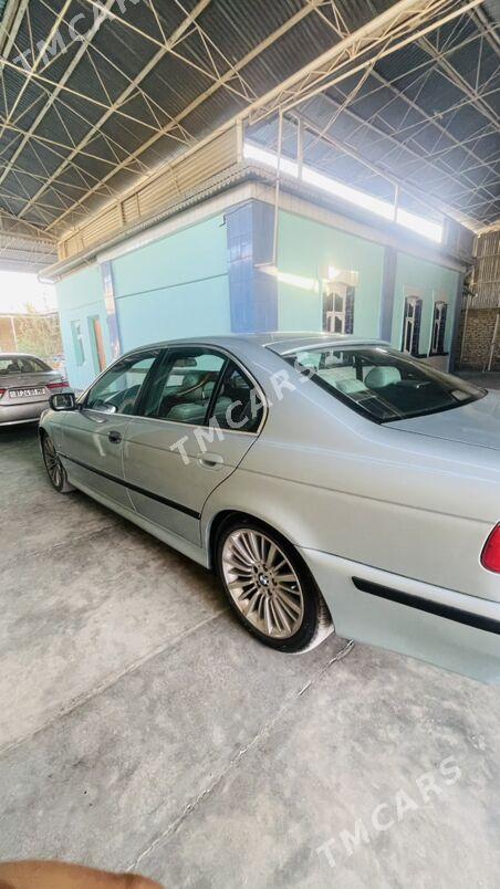 BMW E39 1999 - 110 000 TMT - Mary - img 2