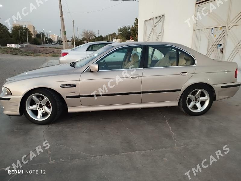 BMW E39 2000 - 95 000 TMT - Baýramaly - img 3